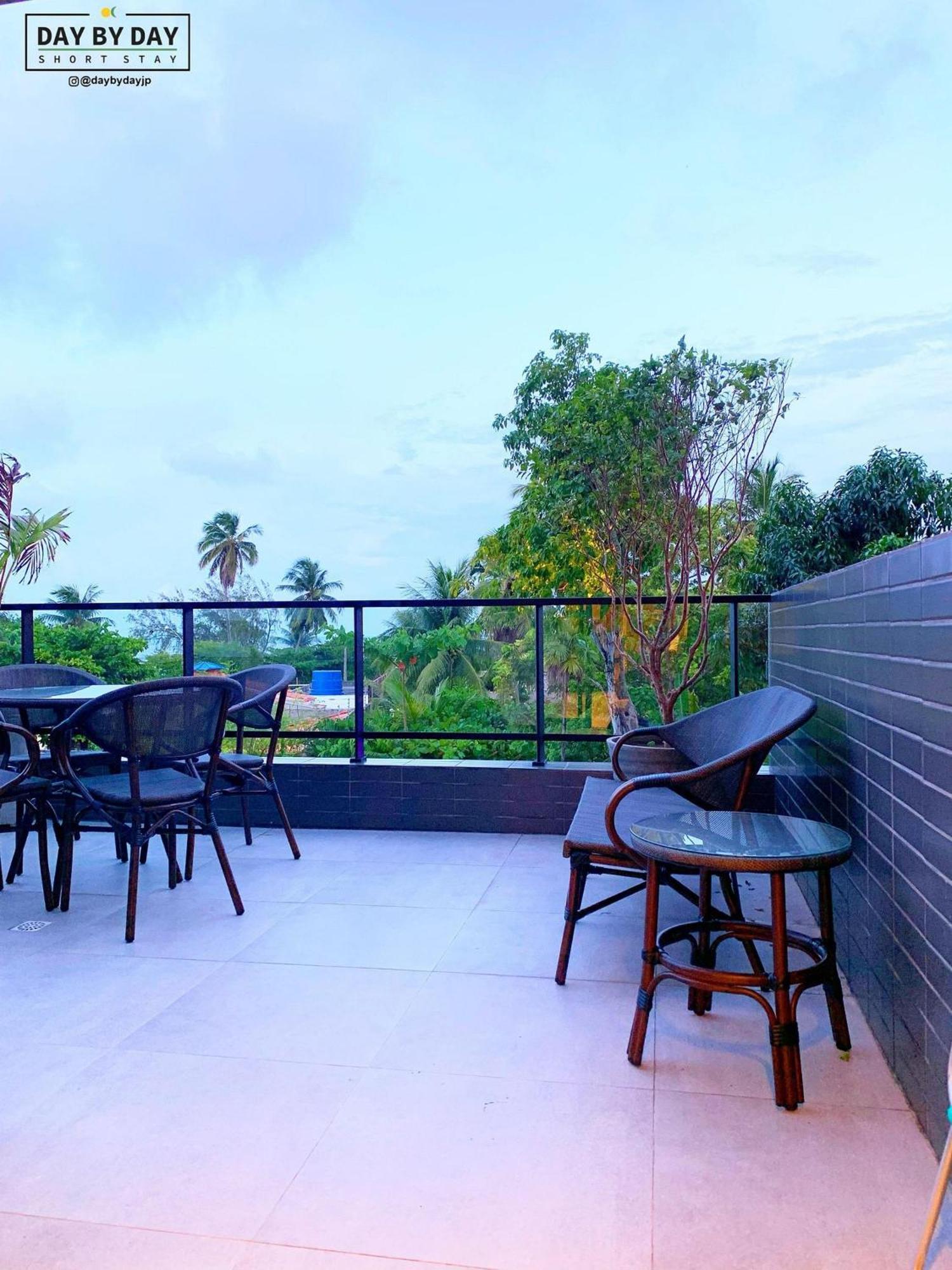 *dbd* Dutra Ocean Flat Apartment *